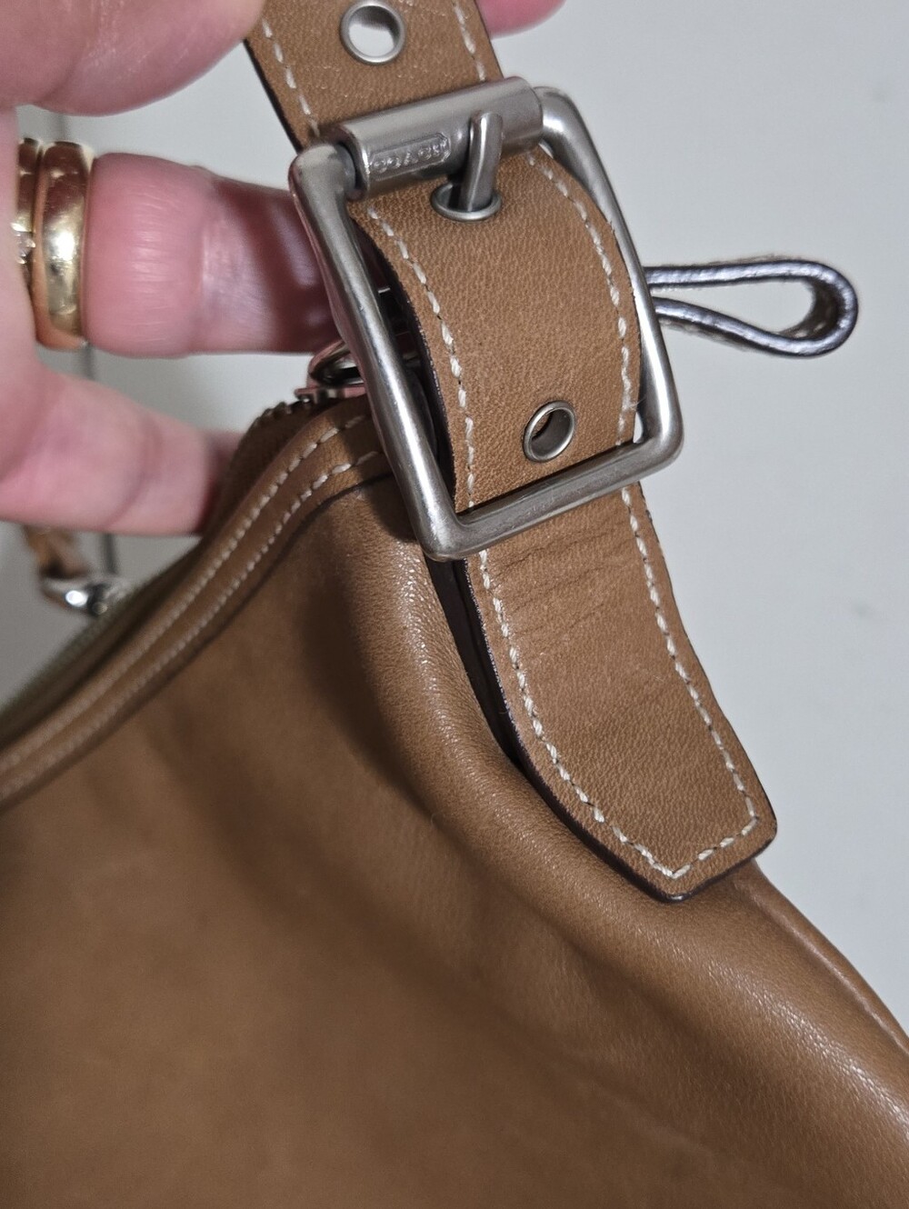 Vintage Coach Brown Smooth Soft Leather Crossbody Bag - Tan Interior - Picture 10 of 13